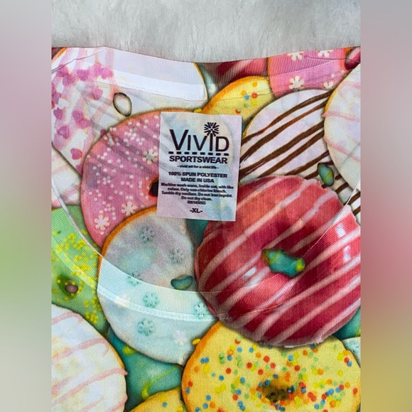 Doughnut Novelty Sugar Print Shirt XL NWOT - Picture 2 of 6